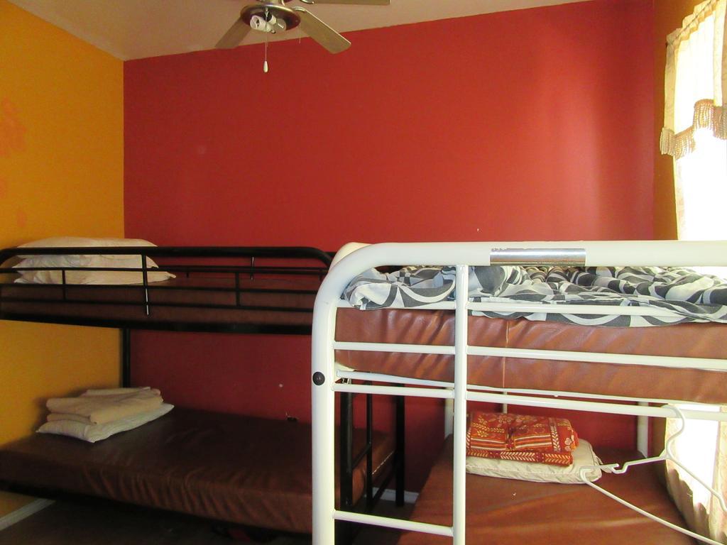 Turtle Hostel 維多利亞 外观 照片