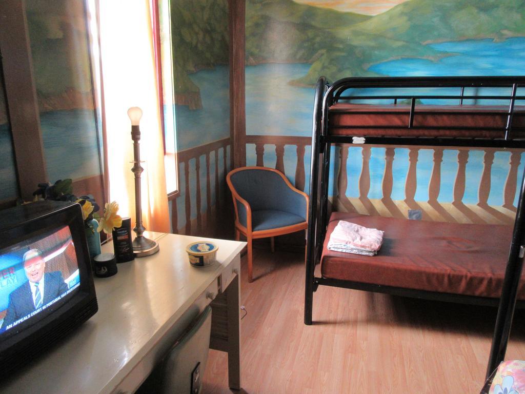 Turtle Hostel 維多利亞 外观 照片