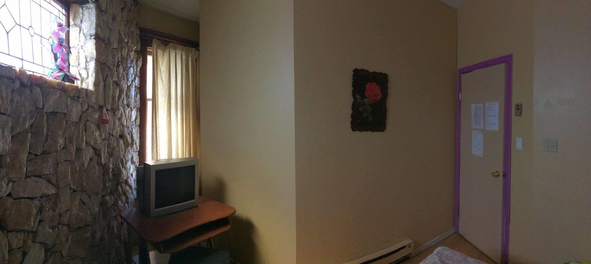Turtle Hostel 維多利亞 外观 照片